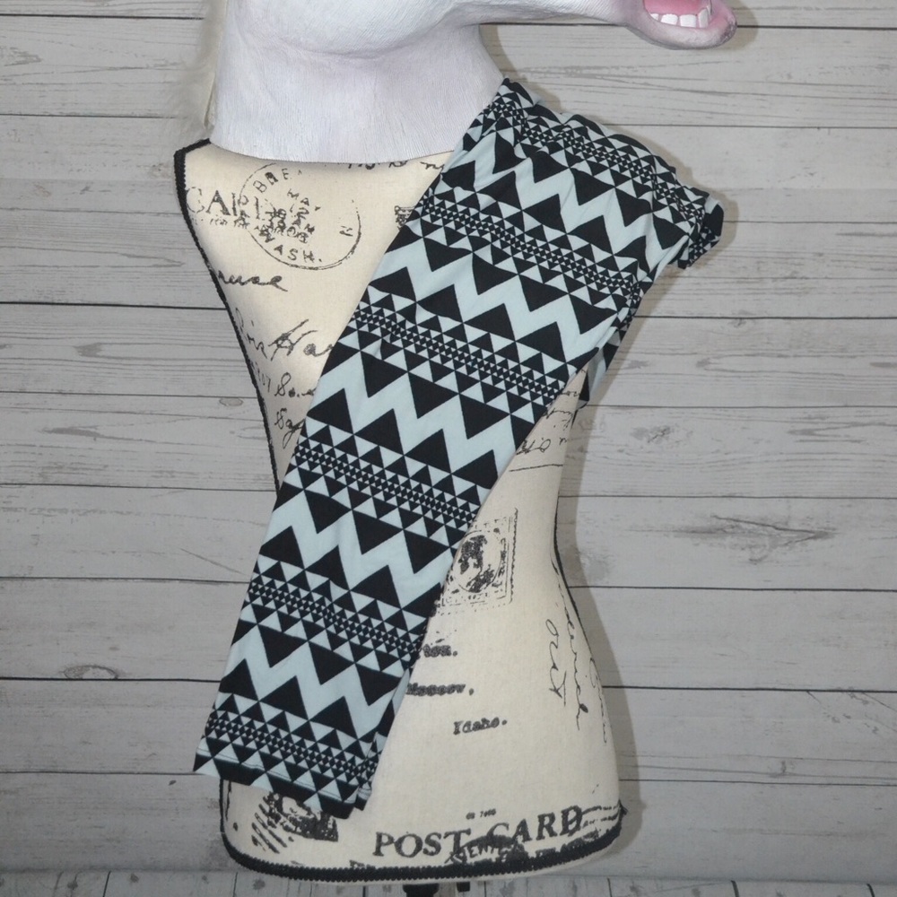 LuLaRoe Leggings TC Aztec